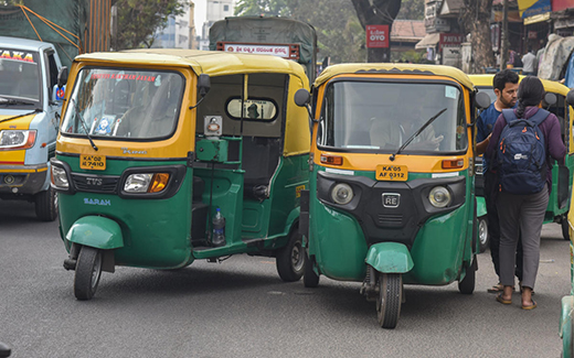 Auto drivers25